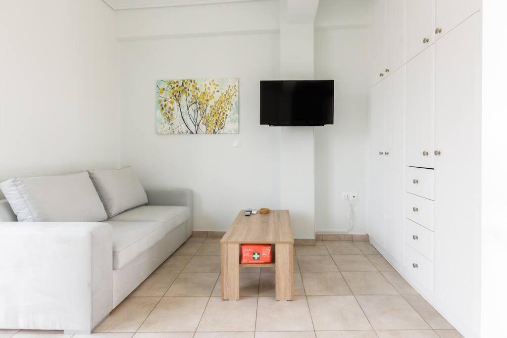 Adorable Sunny Studio With Private Balcony I Atina Dış mekan fotoğraf