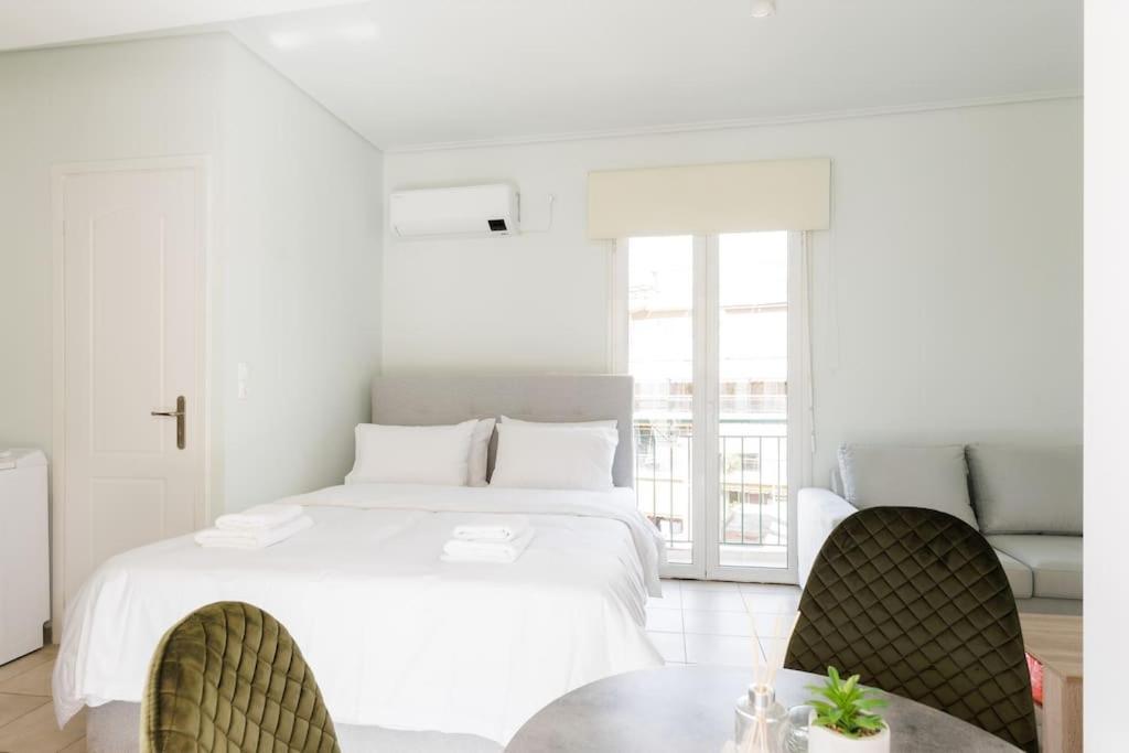 Adorable Sunny Studio With Private Balcony I Atina Dış mekan fotoğraf